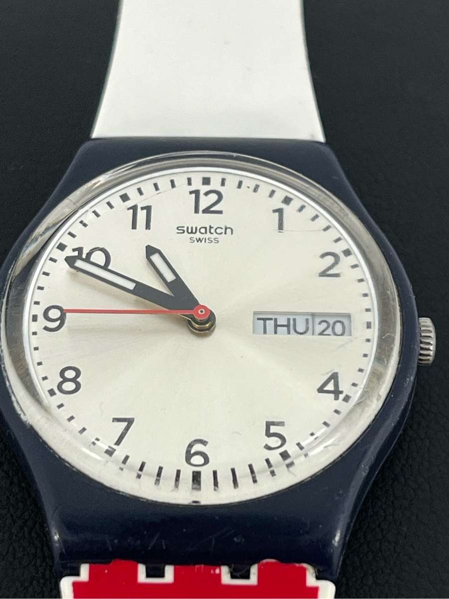 Swatch mid size wrist watch