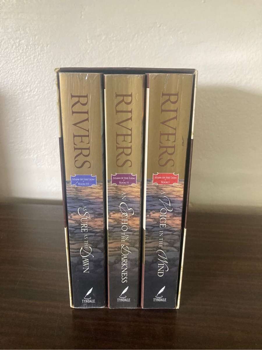 Mark of the Lion: Gift Collection