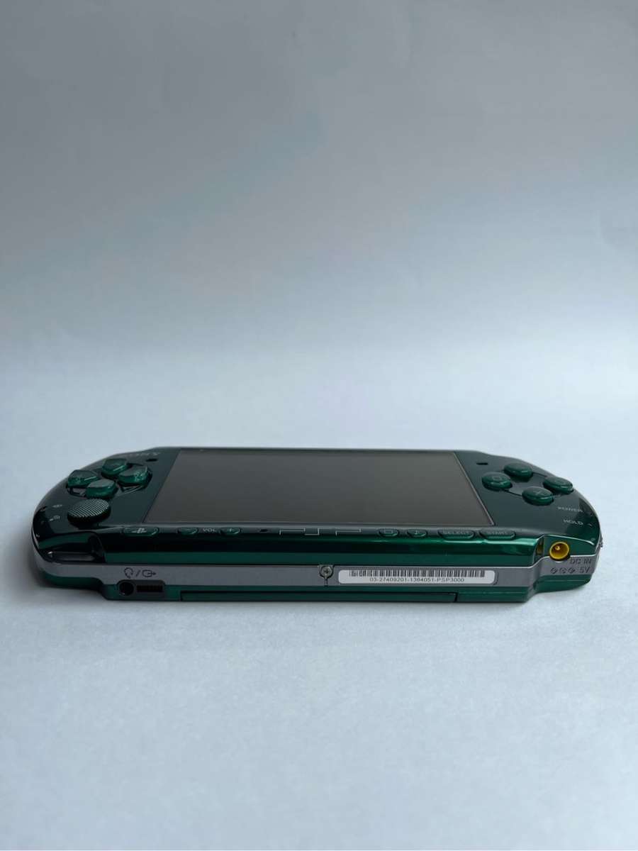 Rare Japanese PSP-3000 and Games