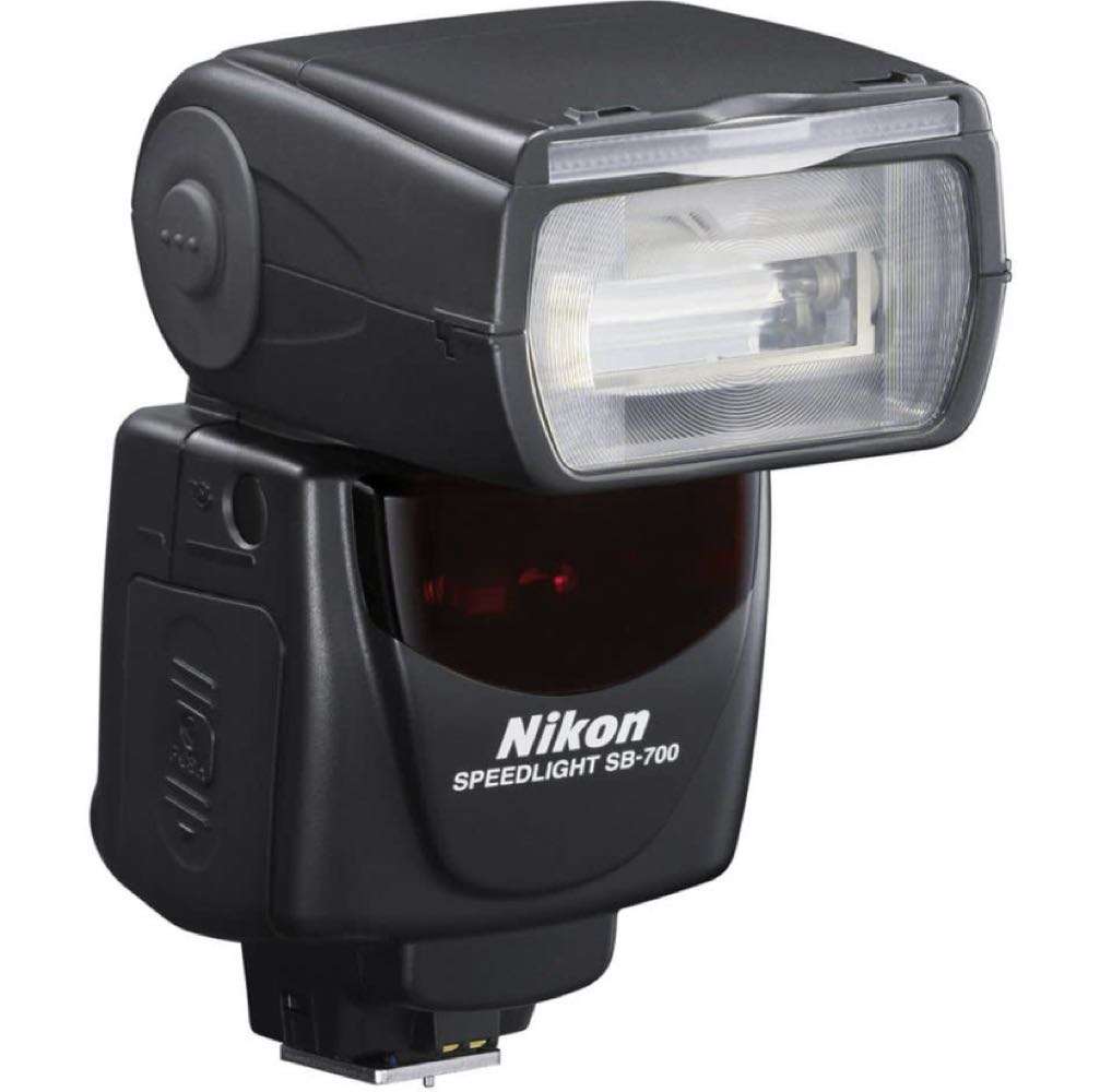 Nikon SB-700 Speedlight Flash - SB700 Flash light for Nikon DSLR Cameras with pouch