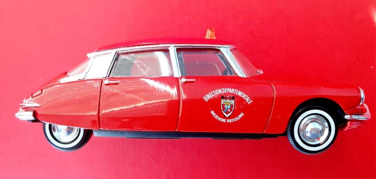 VINTAGE SOLIDO - 1956 CITROEN DS 19 - 1:43 - MADE IN FRANCE