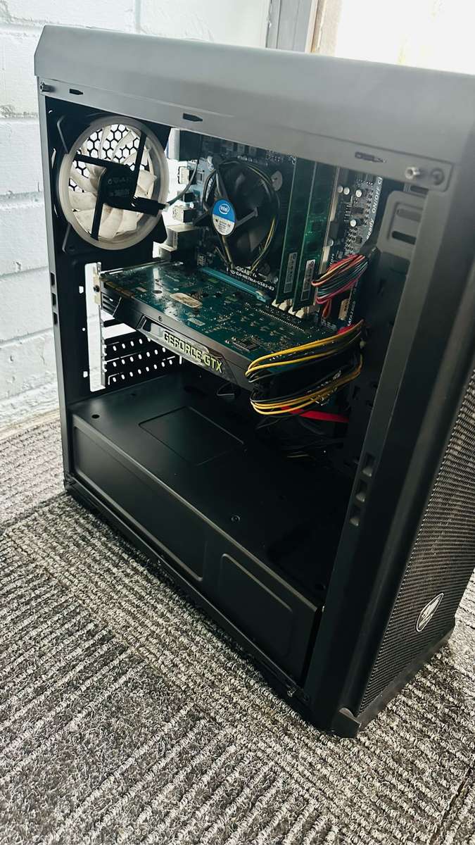 COURGAR MX330 i7 Gaming PC - GeForce GTX680 GDDR5 Graphics - Windows 11