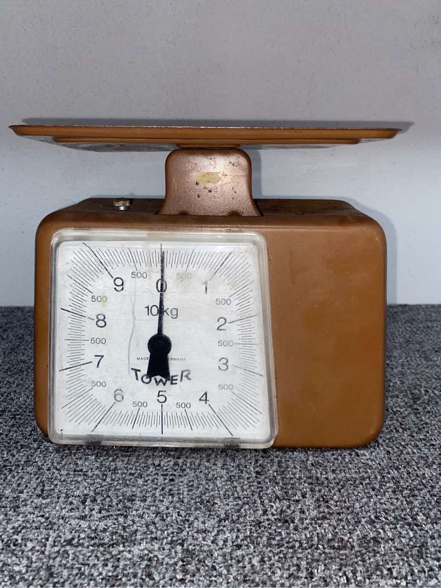 Vintage Kitchen scale