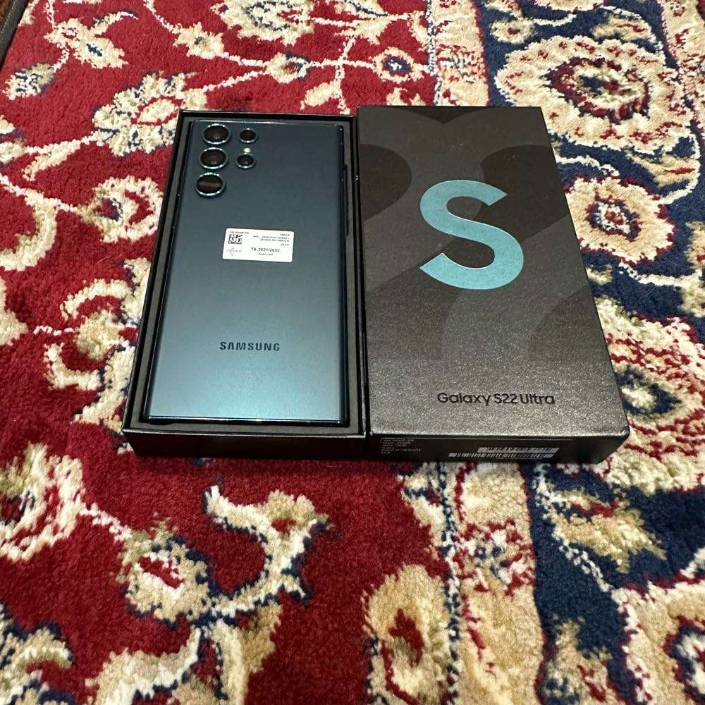 Samsung Galaxy S22 Ultra 256GB Dual Sim