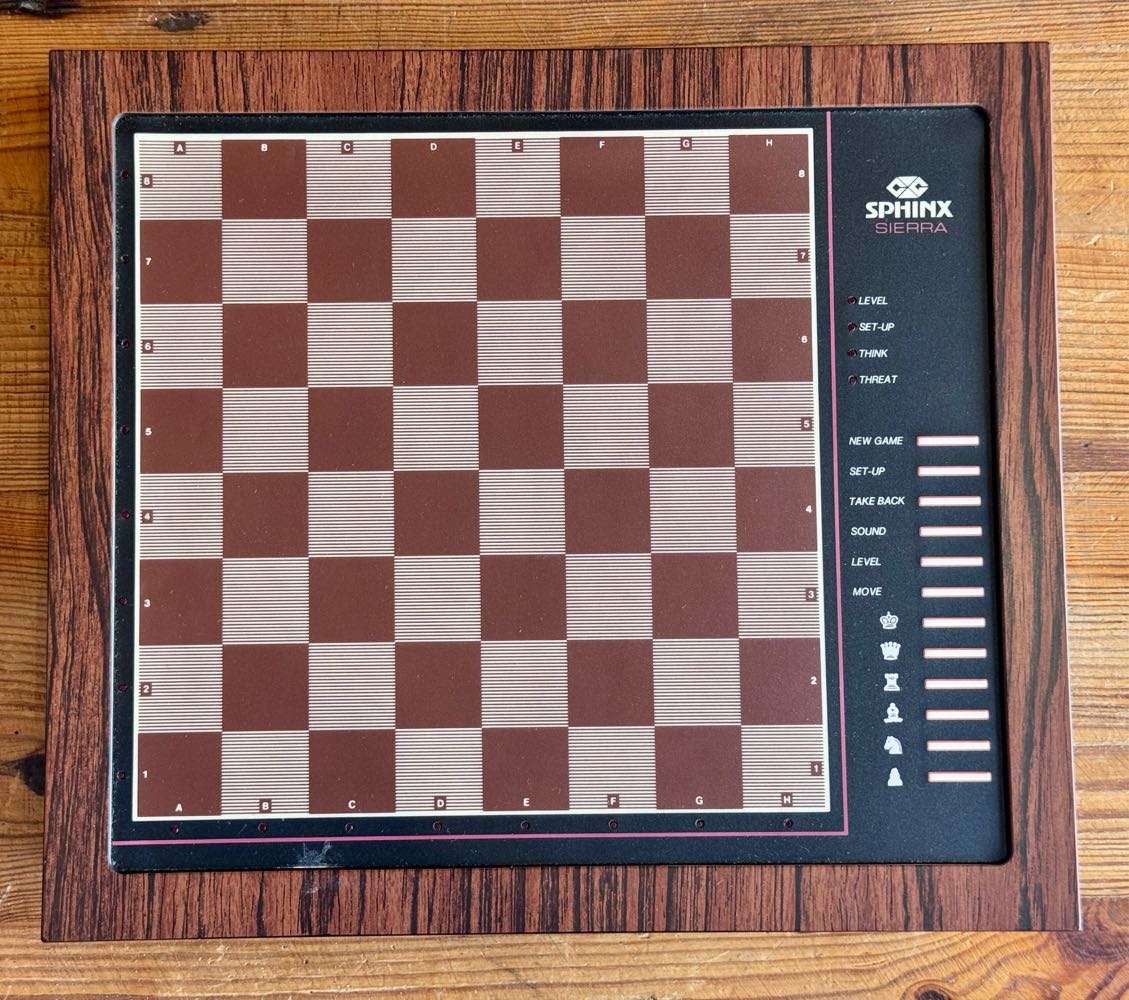 Vintage SPHINX Chess Board 1992