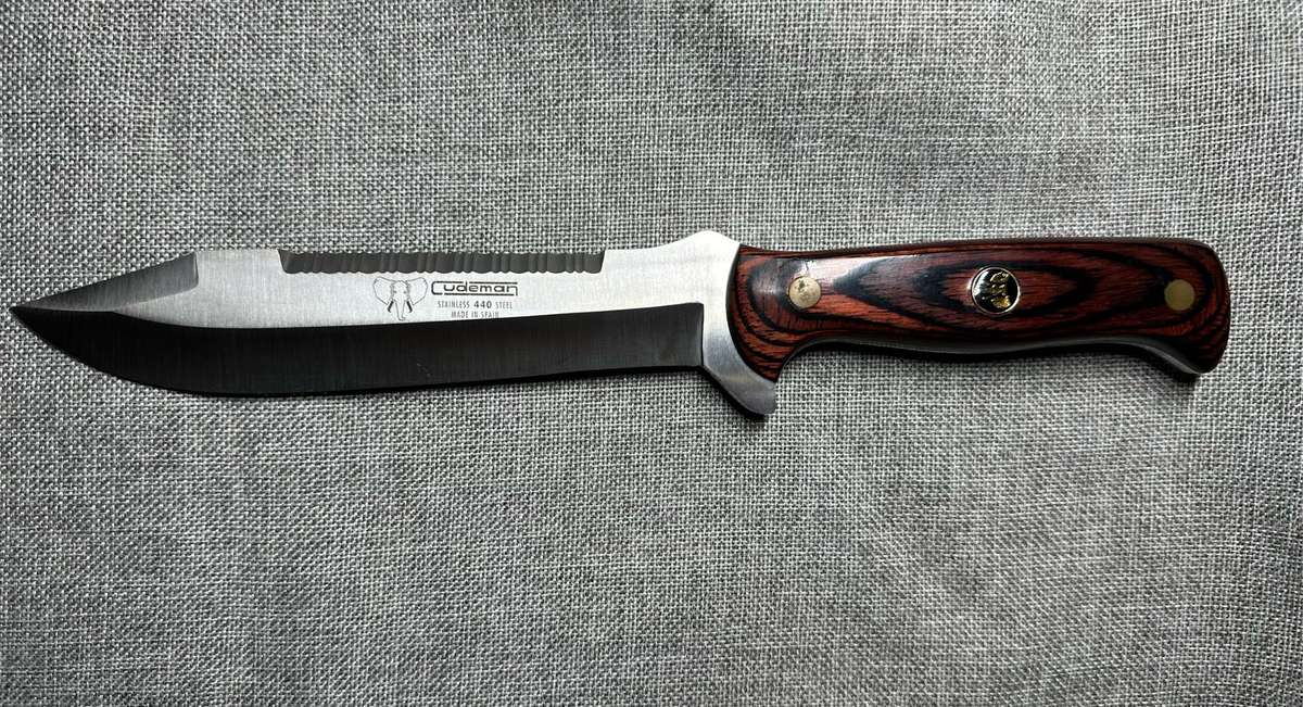 Cudeman large hunting knife