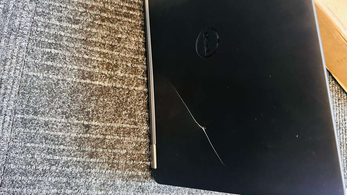 DAMAGED INTRANSIT - Dell Latitude E7470 Laptop