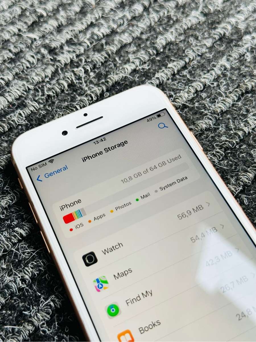 iPhone 8 64GB Gold - Certified Pre-Owned - Excellent Condition