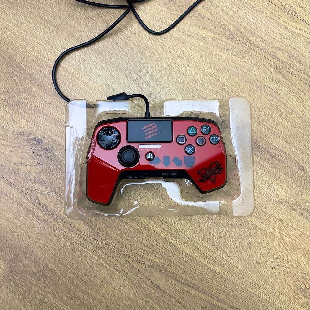 PS4 PS3 Madcatz Street Fighter Controller