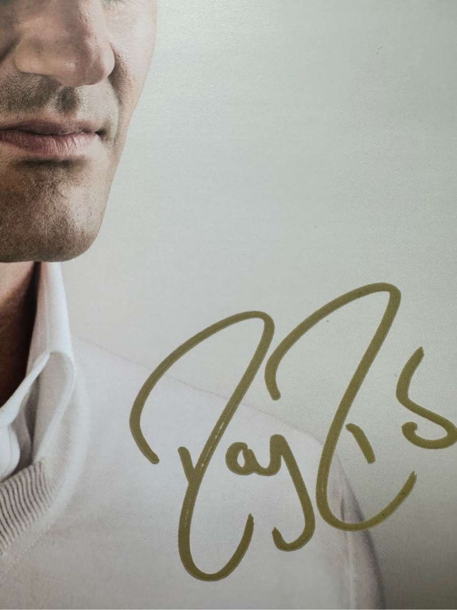 AUTHENTIC AUTOGRAPH BY ROGER FEDERER - ON RF JURA CARD