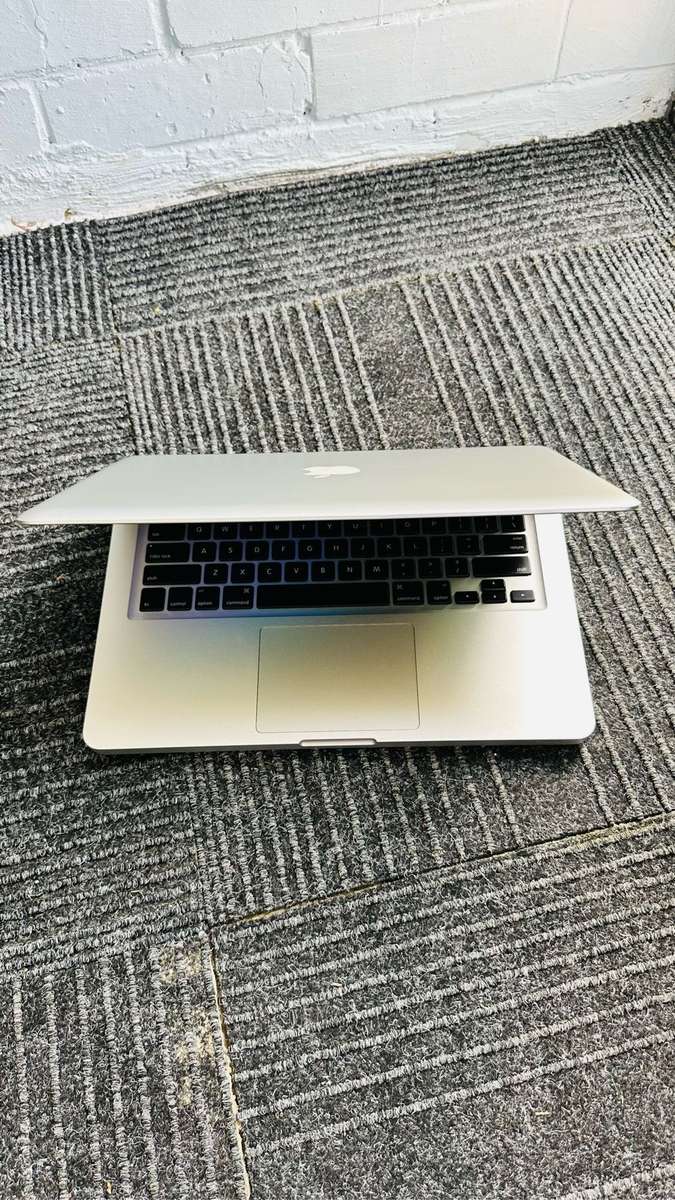 Apple MacBook Pro Core-i5 256GB SSD 4GB RAM 13 inch (2011)