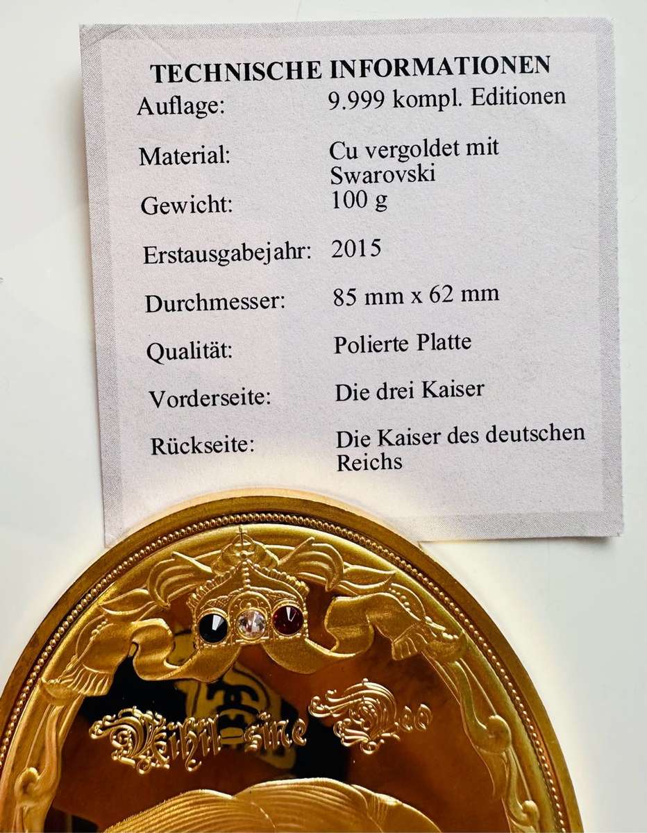 GIANT MEDAL - OVAL - THE 3 EMPORERS OF THE GETMAN REICH - SUPERB ITEM - GOLD PLATED - GEMSTONE DECOR