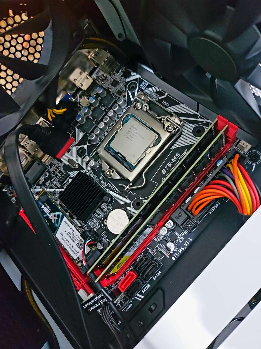 Nzxt i5 Gaming Pc*16GB Ram*256GB M.2 SSD*3GB Graphics