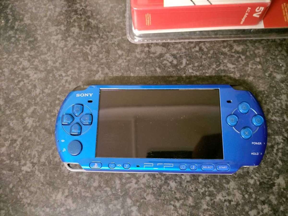 Psp 3000 console vibrant Blue