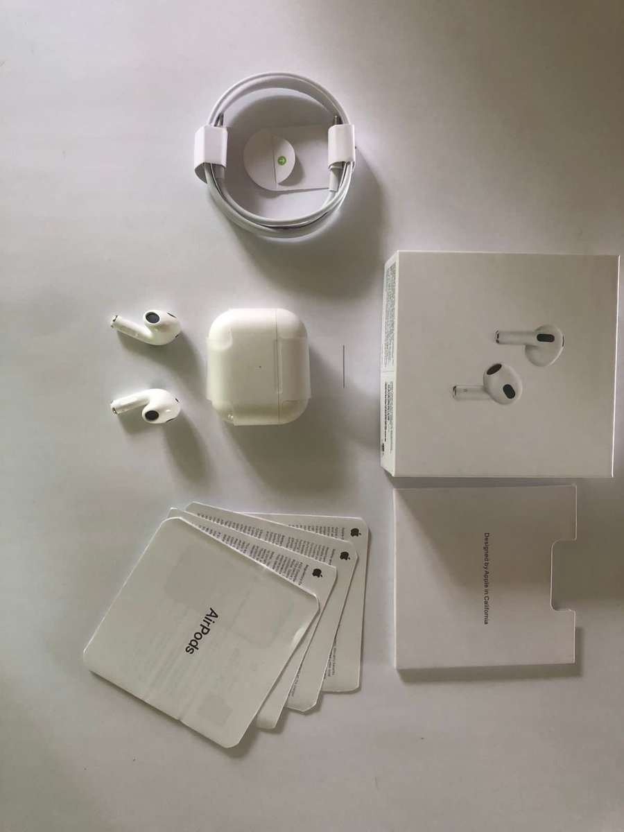 Apple Airpods (Gen 3)