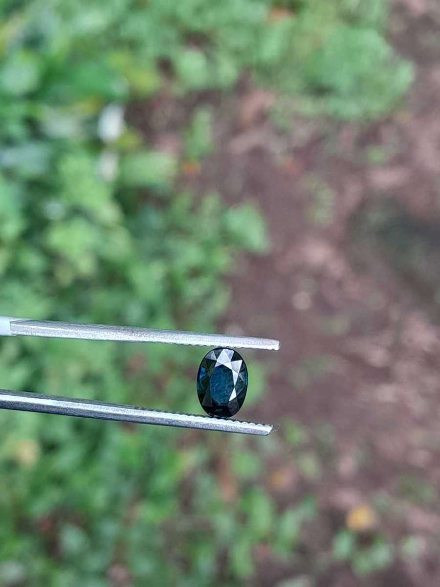 Natural 1.30 Ct Blue Sapphire