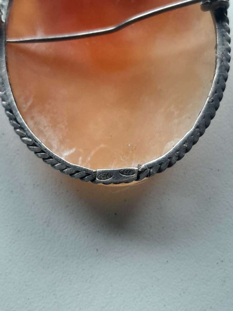 Beautifull vinatge Camoe in 925 Silvier