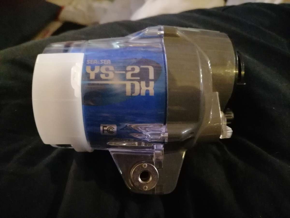 Ys-27dx underwater strobe light