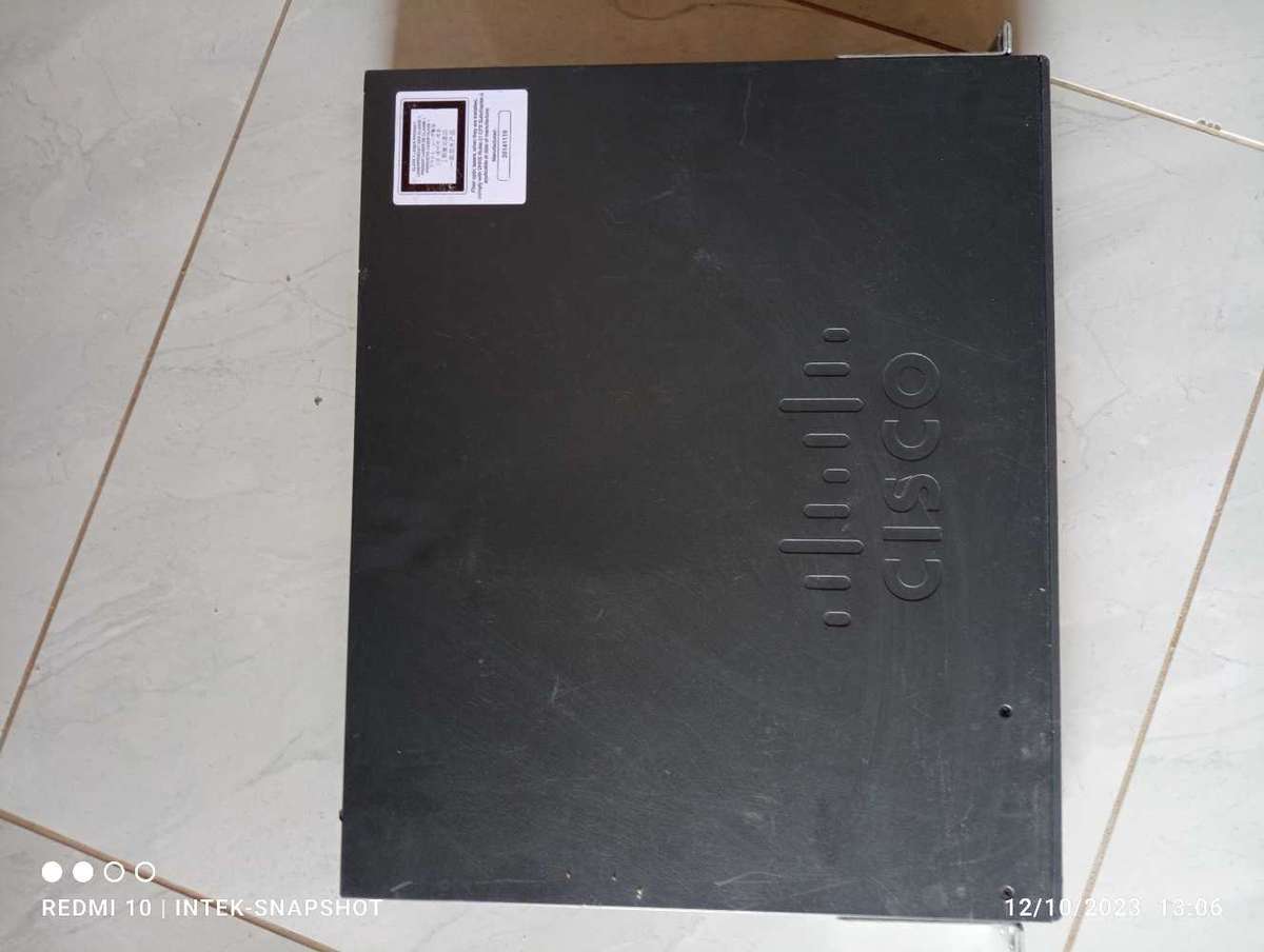 Cisco WS-C2960X-48LPS-POE Switch