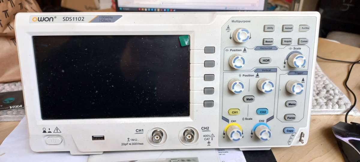 Oscilloscope SDS1000