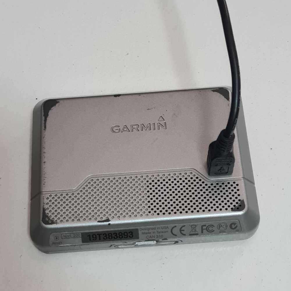 Garmin Nuvi 200 Series GPS Navigation System Navteq 3.5" Screen