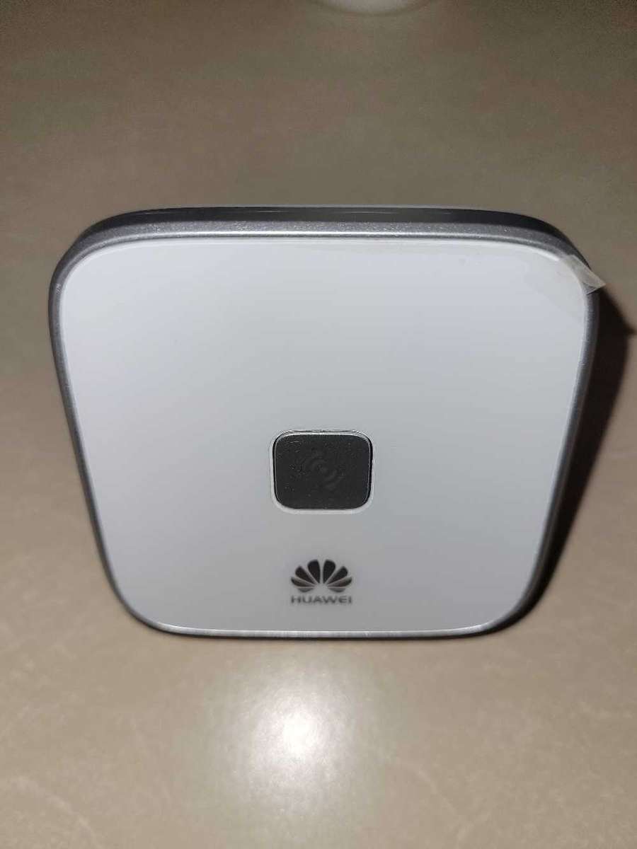 Huawei Media Router and Range Extender WS322