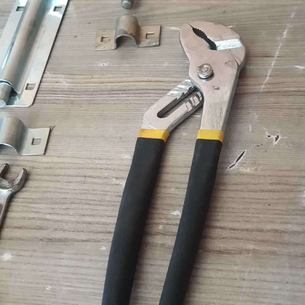 Joblot tools and big heavy duty wheel