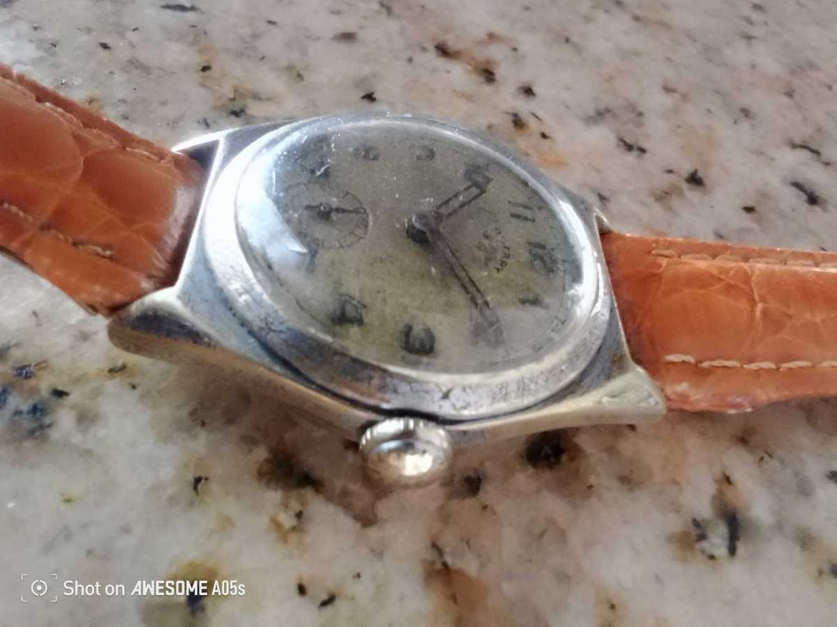 Rotary 15 jewels with subseconds