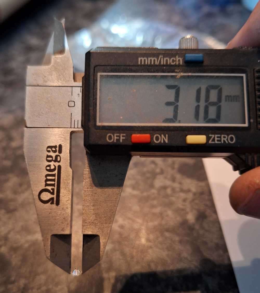 8x Natural old mined diamonds