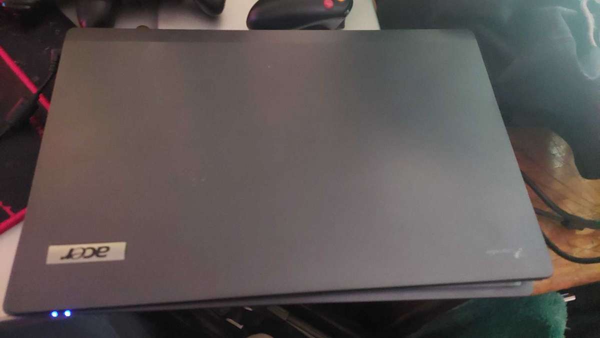 Acer Travelmate i5 480M laptop