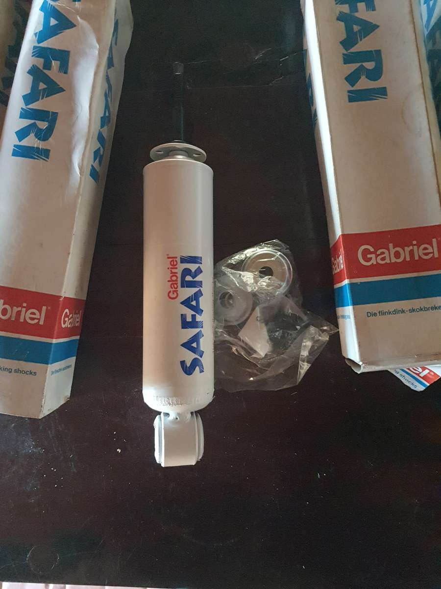 4 x nissan hardbody shocks brand new not sure if back or front shocks