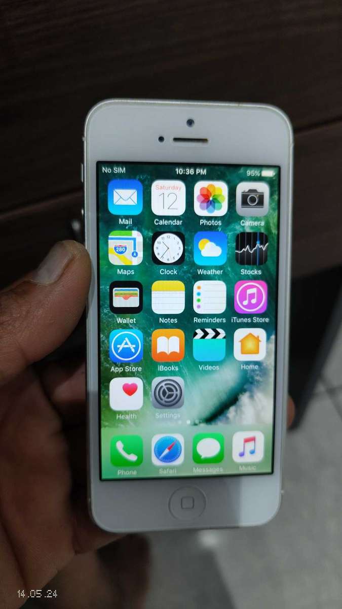 Apple iPhone 5 32GB silver (Pre Owned)