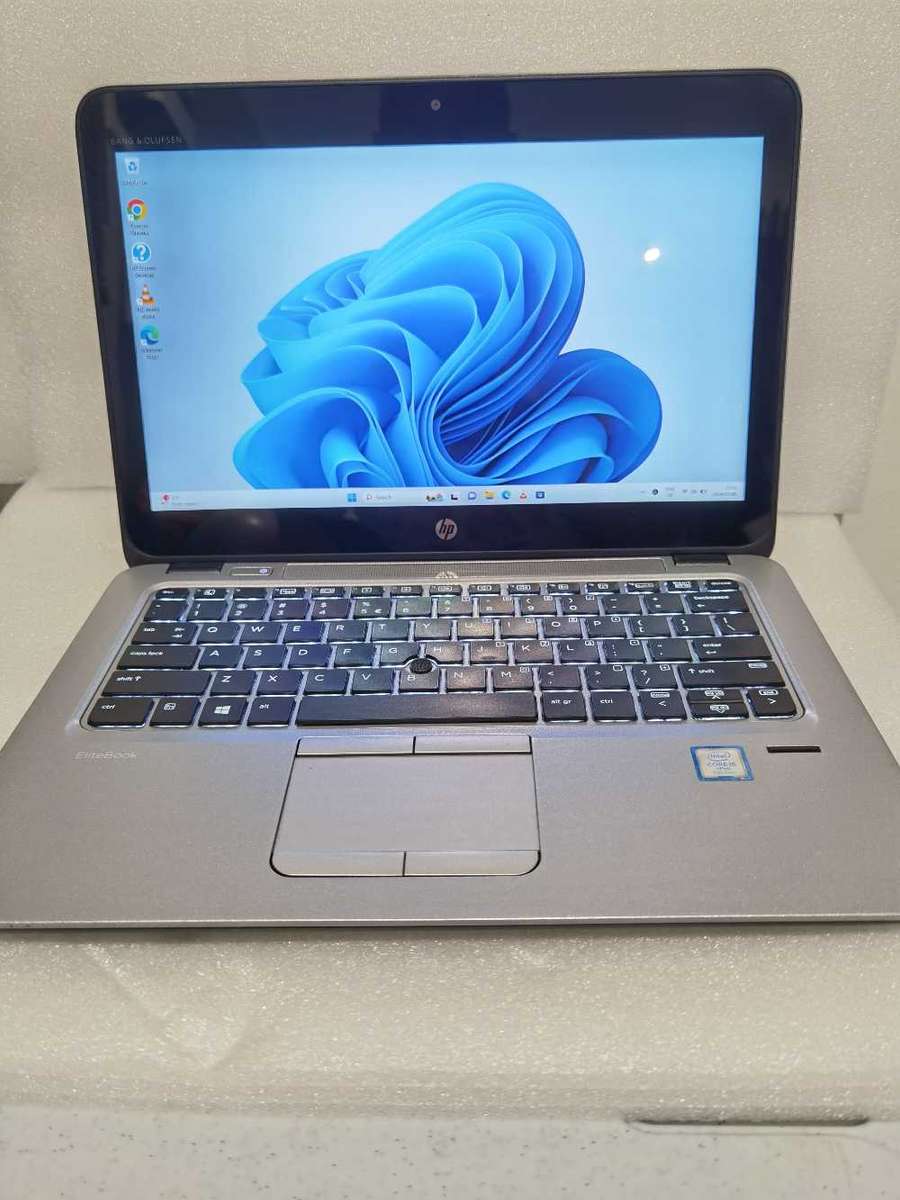HP elite book 820 G4