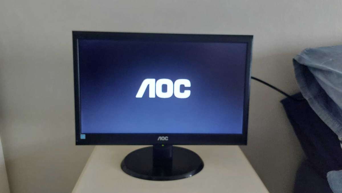 Aoc 19 Inch VGA Monitor