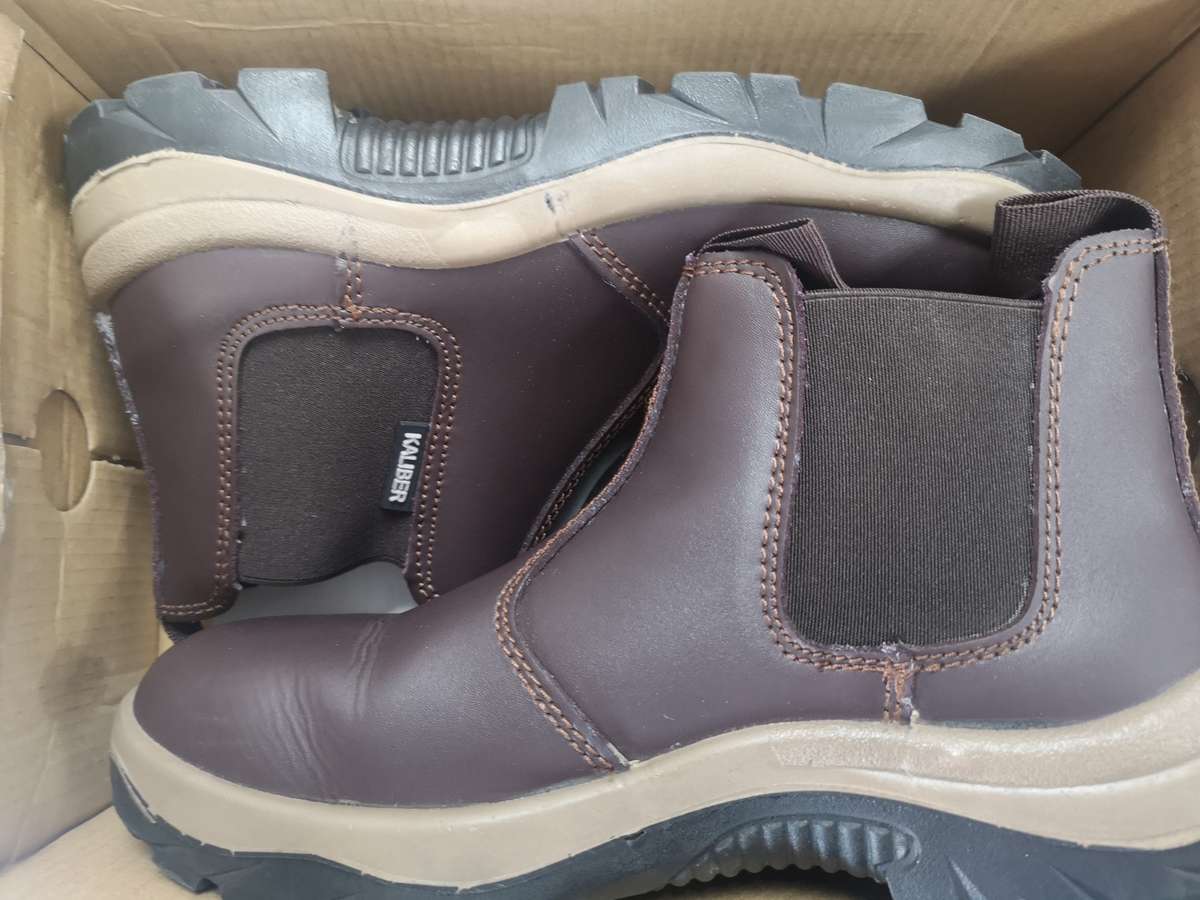 Kaliber Chelsea safety boots