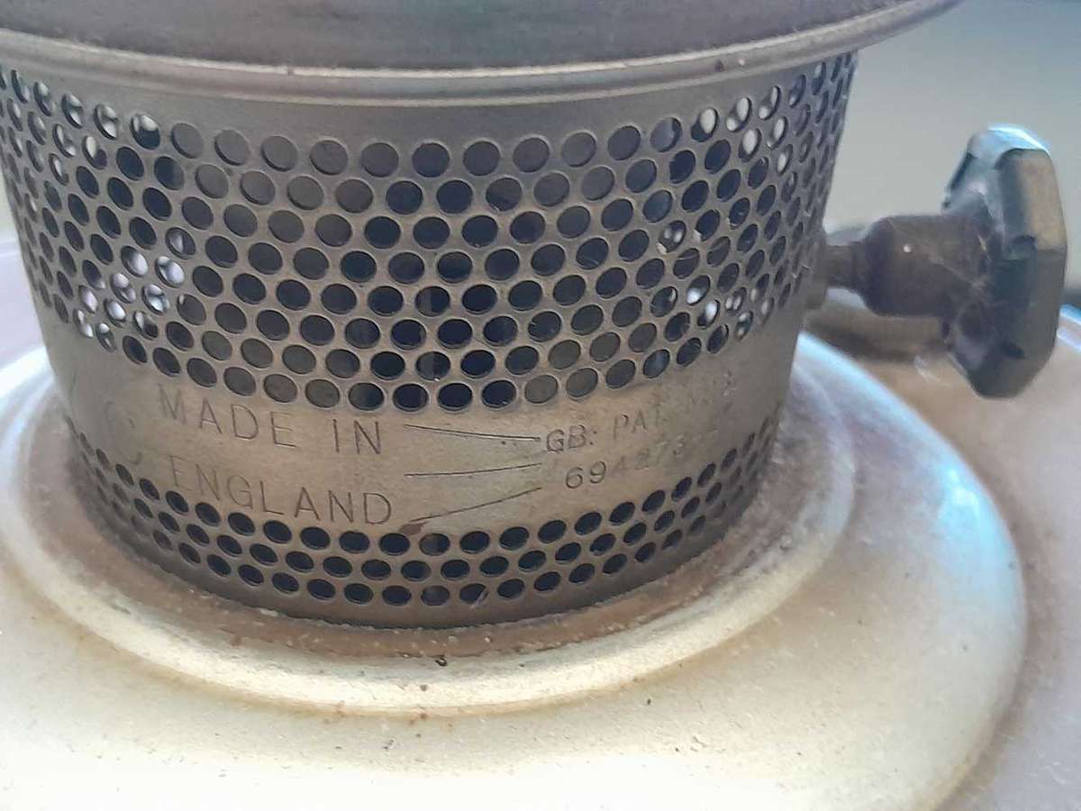 Vintage Aladdin lamp