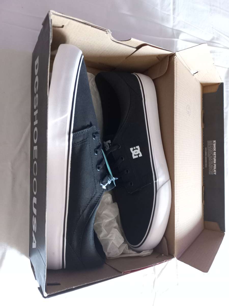 New DC Shoes size 12 Trase TX