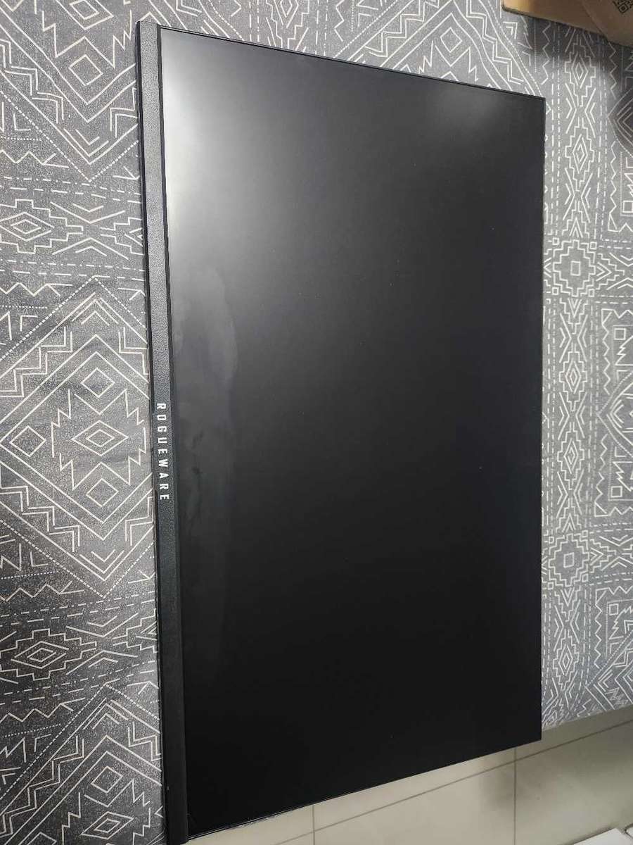 Rogueware 27" monitor