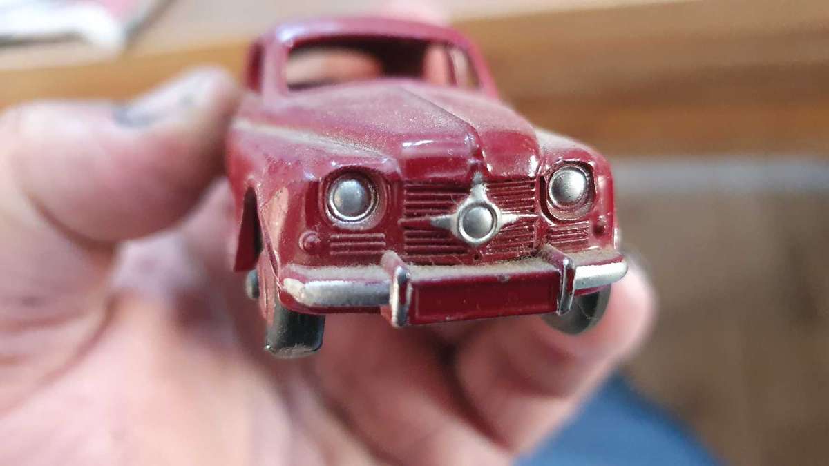 Dinky Meccano Vintage 156 Rover 75 Saloon Dark