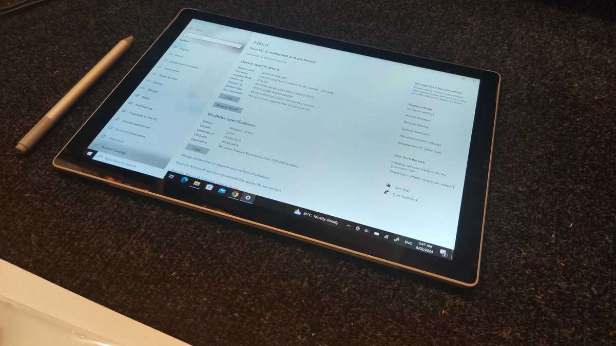 Microsoft Surface Pro 5 (2017)