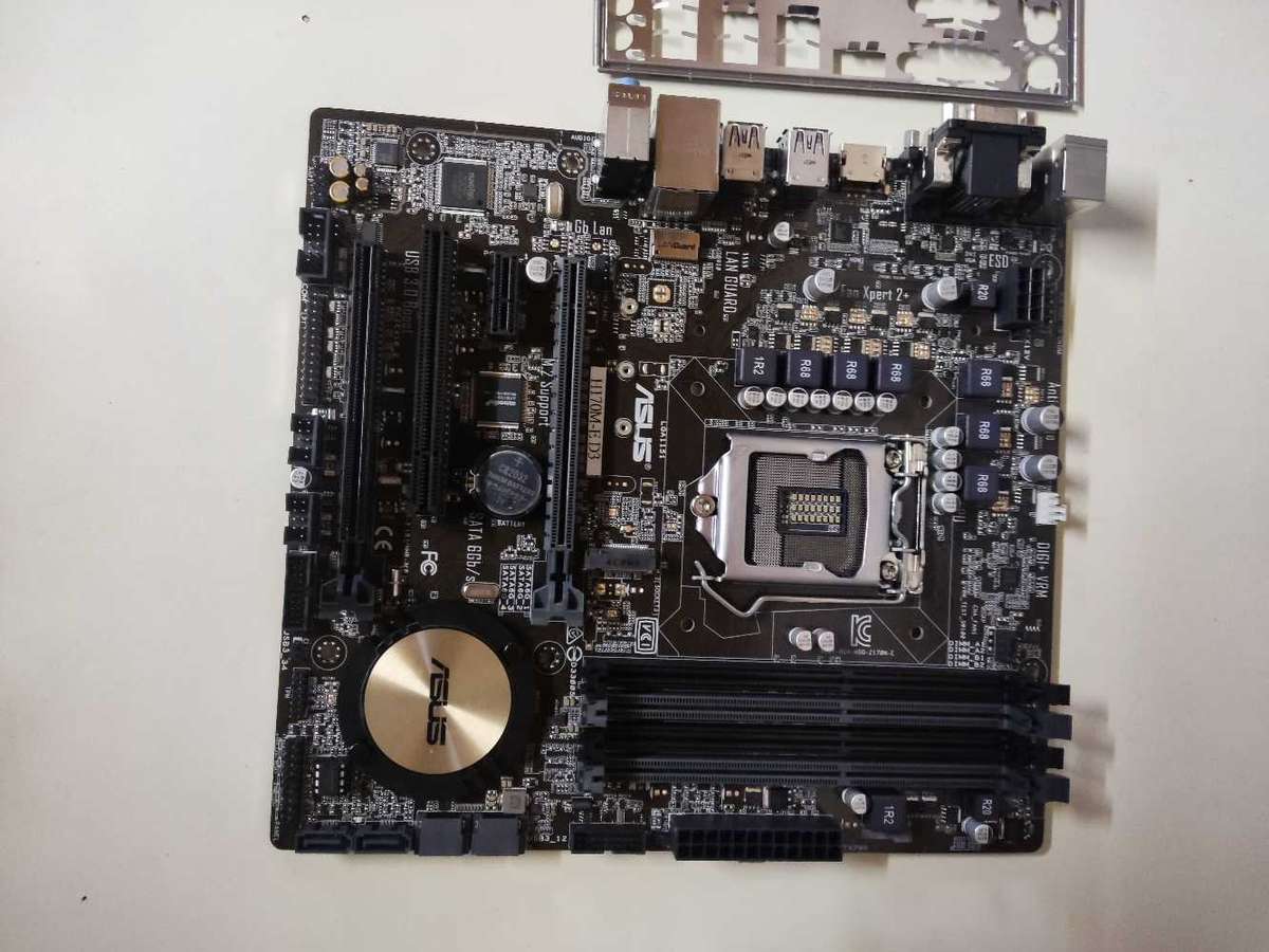 Asus H170M-ED3 Motherboard**Supports 6th gen and 7th gen CPU's**LGA1151**4 ram slots