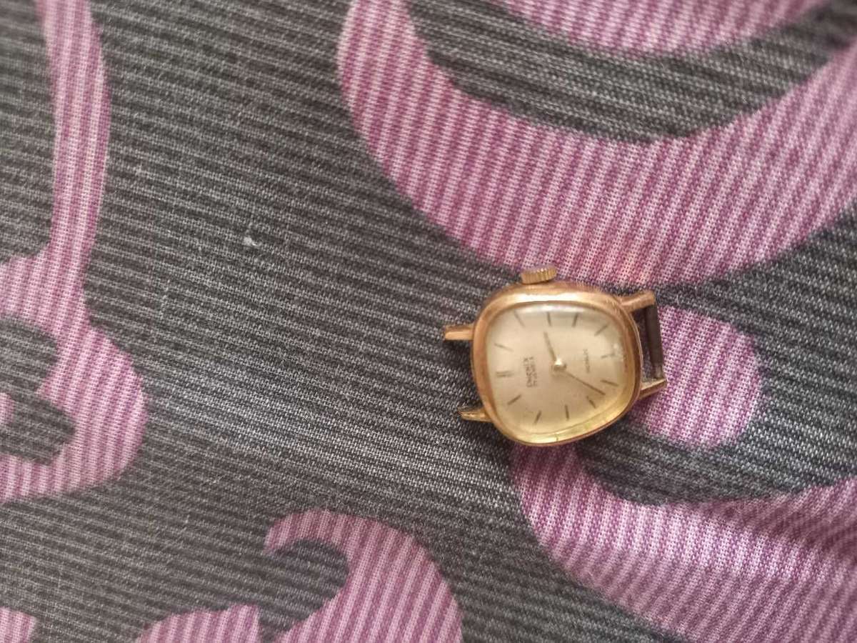 Vintage Manual Watches