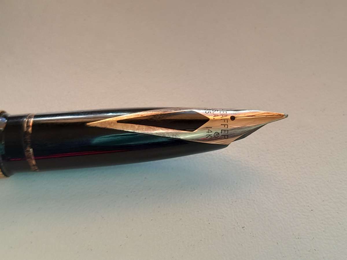 Vintage Sheaffer pen ×3 one with 14k tip