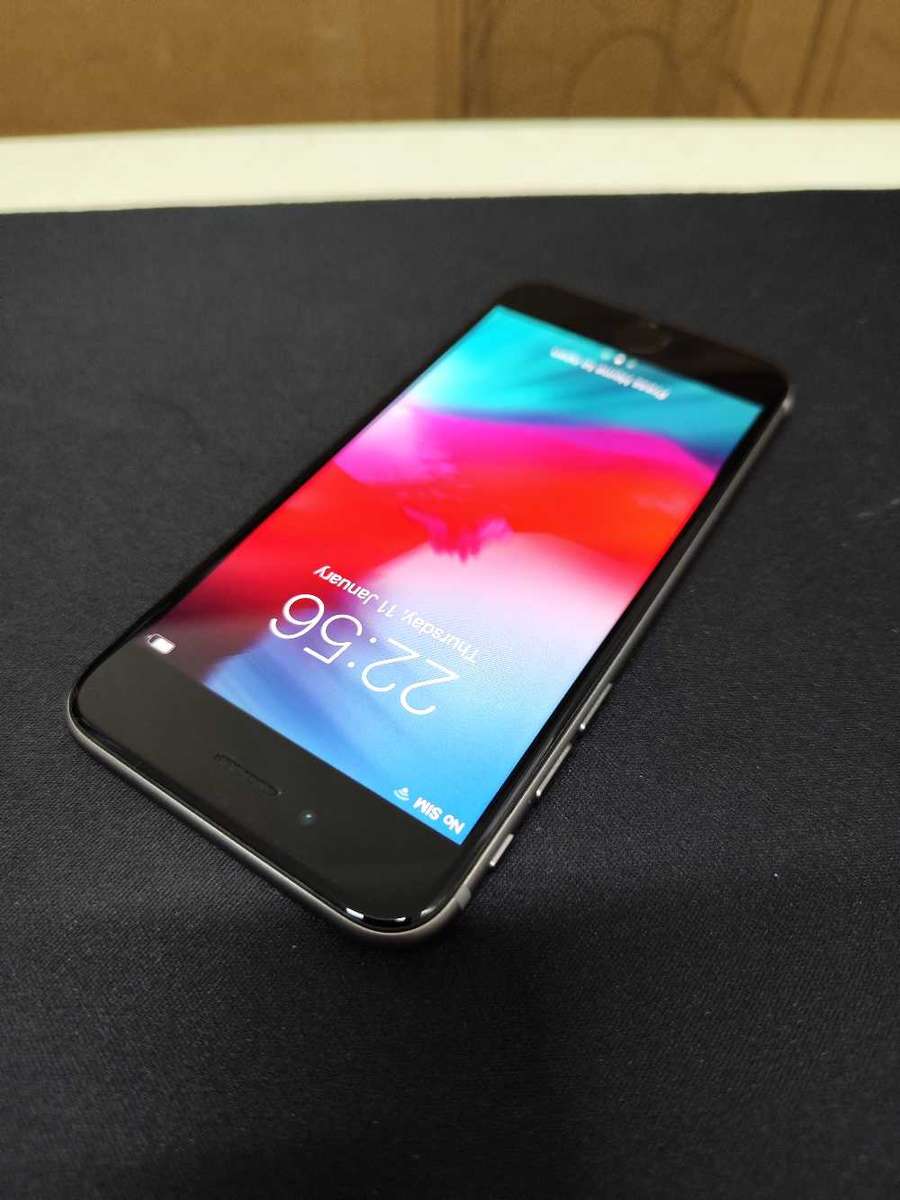 iPhone 6 32GB GREY EXCELLENT CONDITION