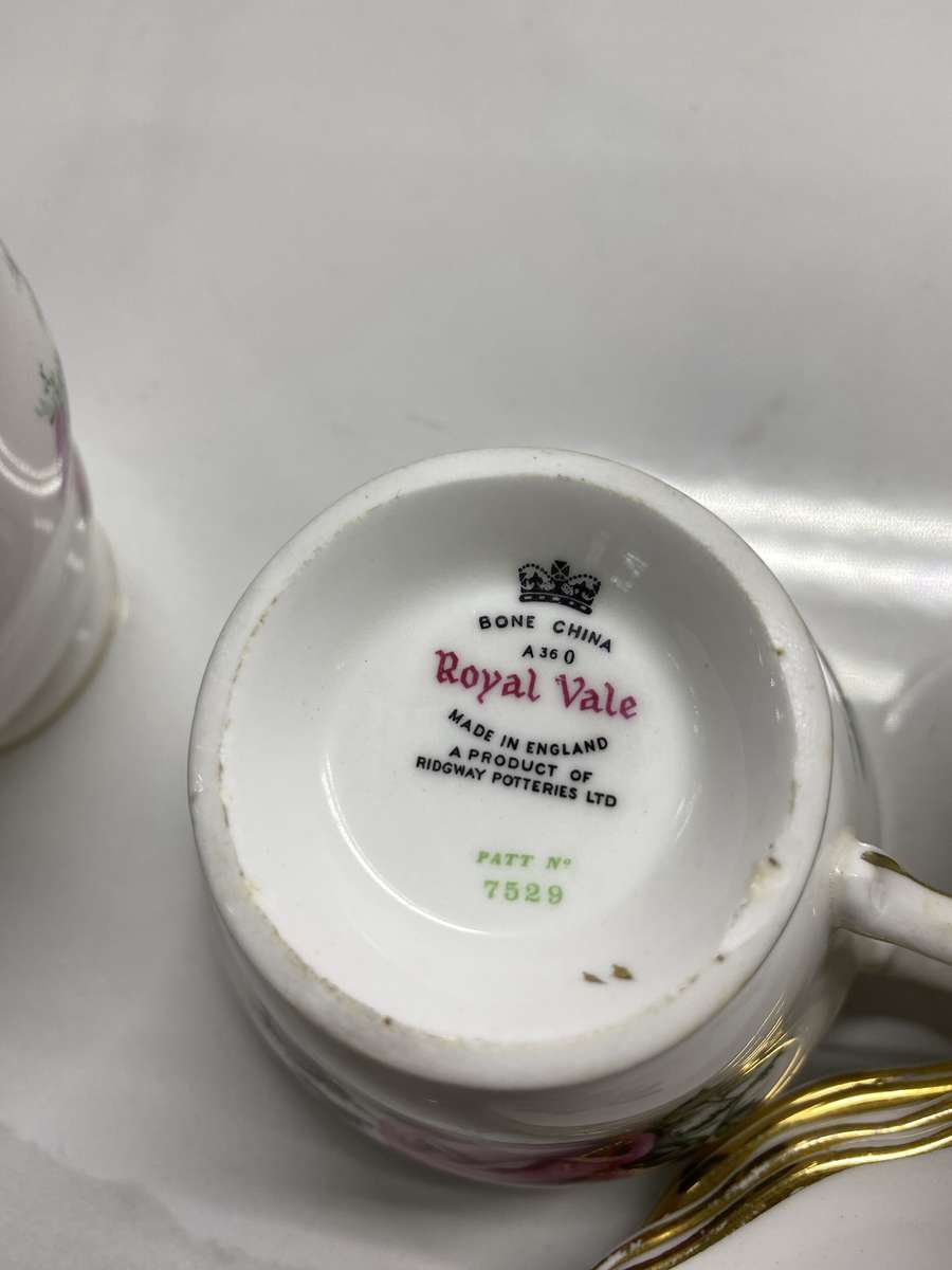 Vintage Bone China, Royal Vale, Made In England, A Product of Ridgeway Potteries LTD
