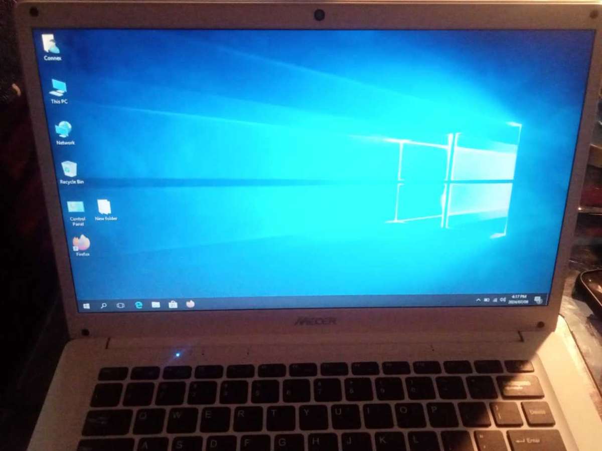 URGENT SALEFAULTY MECER XPRESSION Z140C