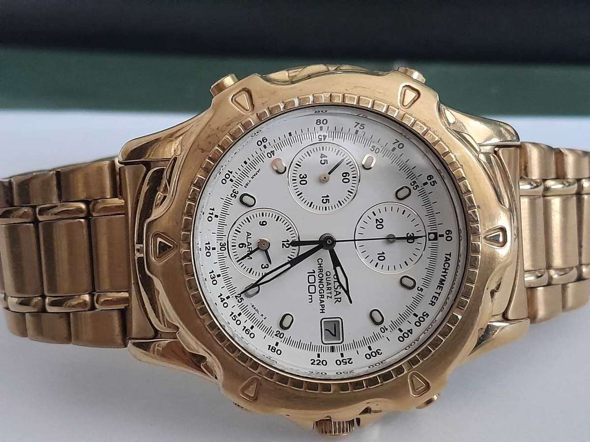 Vintage Pulsar Chronograph, New condition.  Model  Y182-6A00