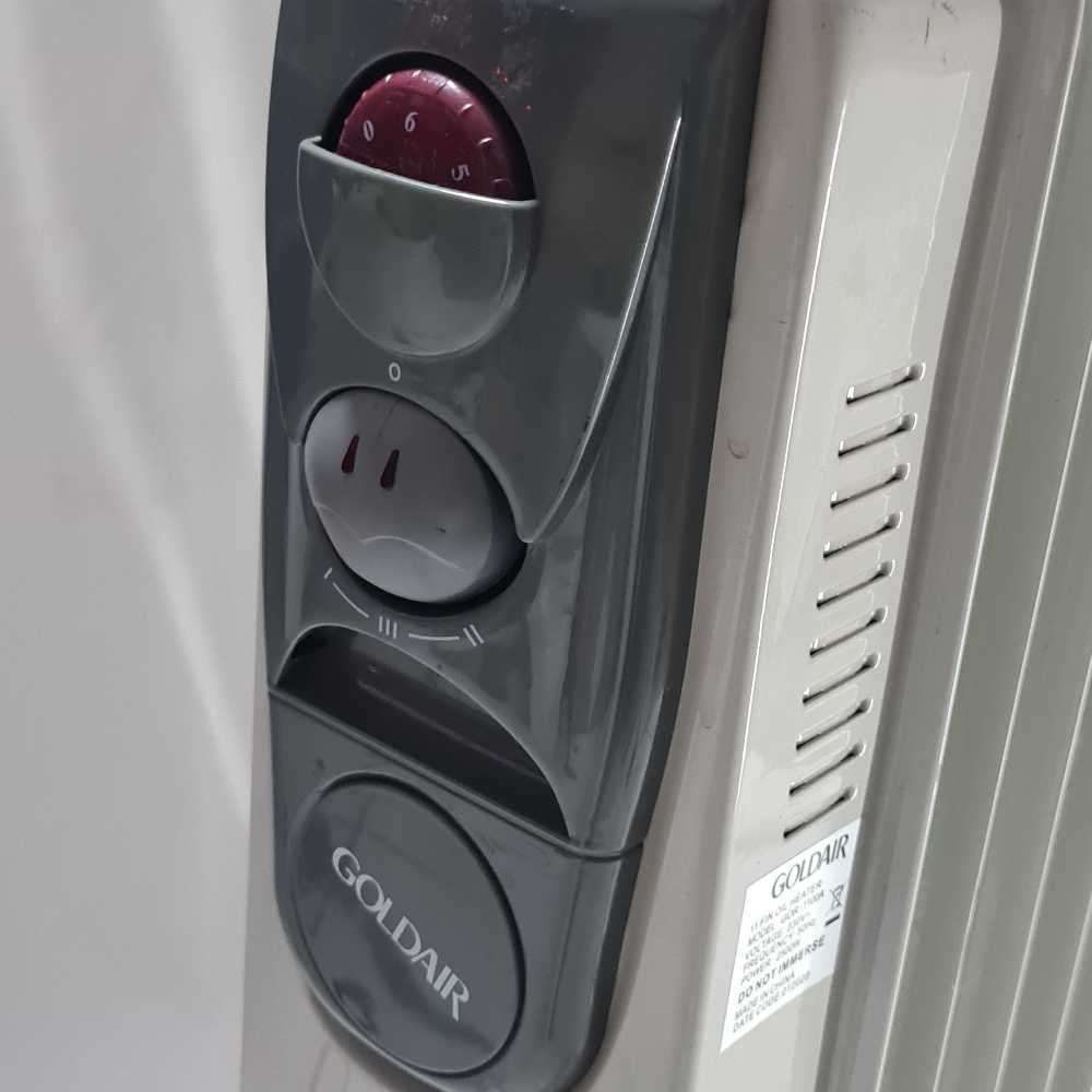 Goldair - Oil Radiator Heater - 11 Fin. Winter is here