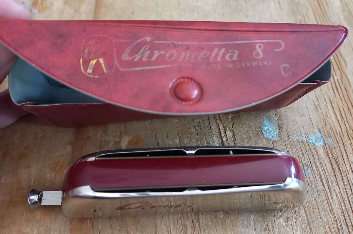 Hohner Chrometta 8 Mouth Organ