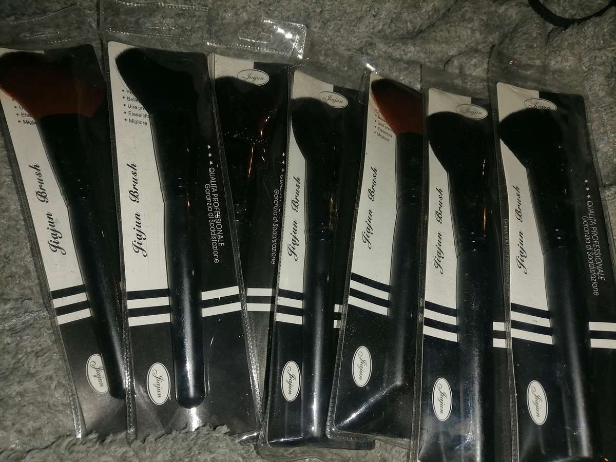 10 x blush make up brushes